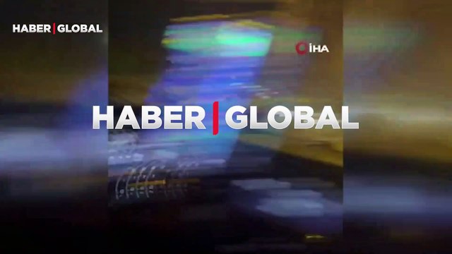 Büyük tehlike saçtı! Ataşehir’de yarışırcasına hızla ilerleyen hafriyat kamyonu kamerada