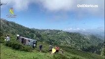 Un autobús vuelca en la subida a Covadonga