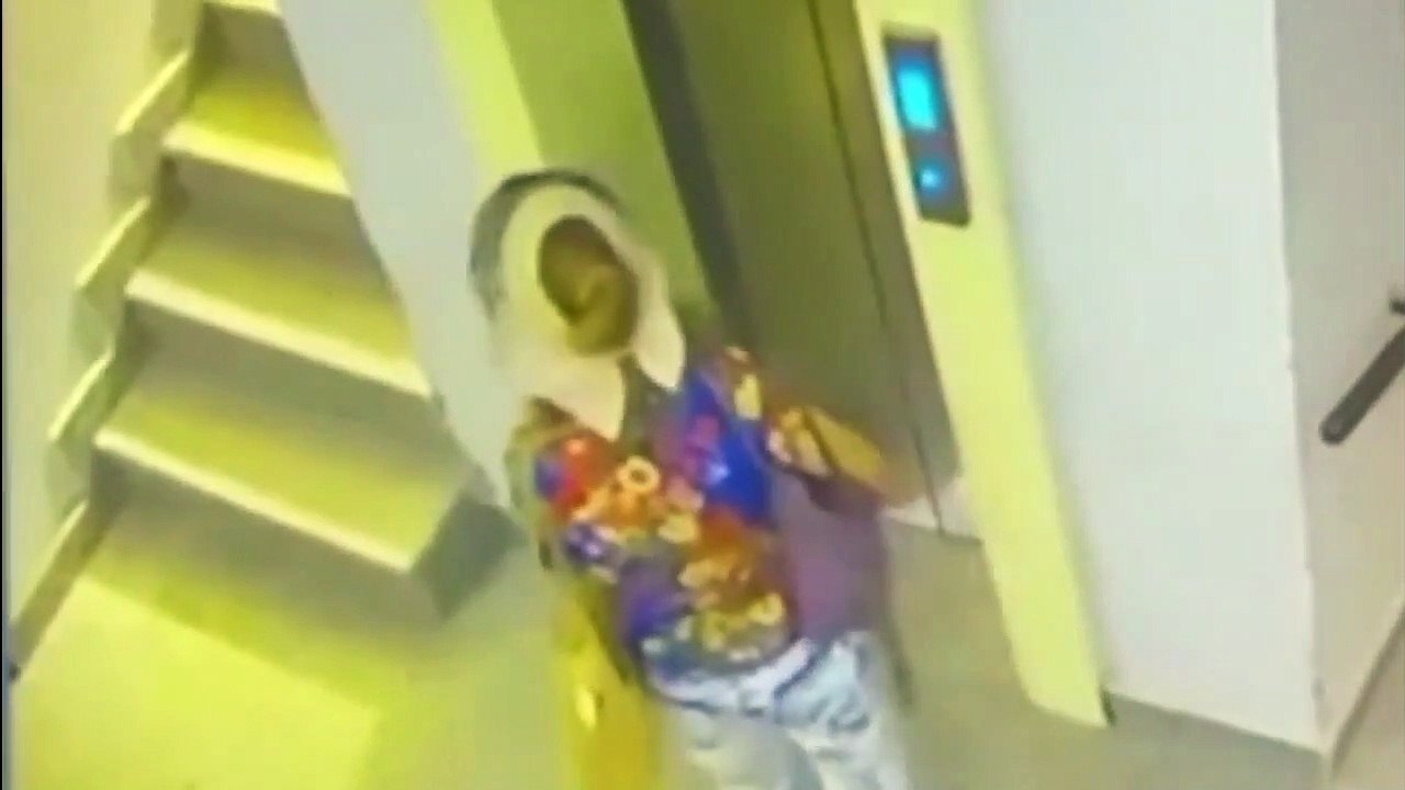 Özbekistan'da asansörde gün boyunca mahsur kalan postacı kadın hayatını kaybetti