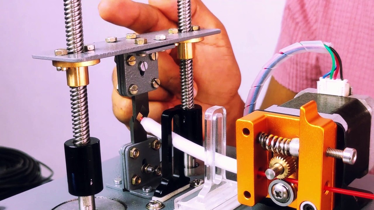 Automatic Wire Cutting Stripping Machine | hjLabs.in | Priyanka Bhatt