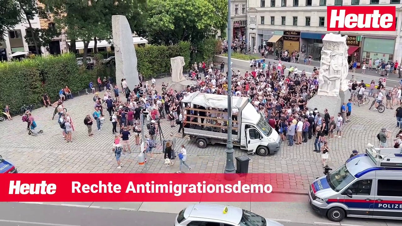 Polizist bei Flaschenwurf verletzt – Demo eskaliert