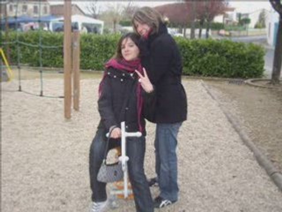LE WEEK (L)