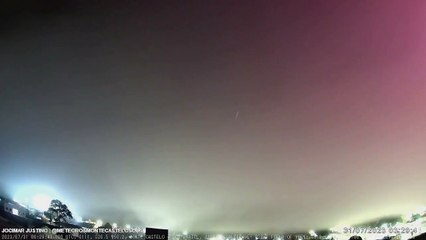 Chuva com quase 400 meteoros "ilumina" céu de cidade de SC