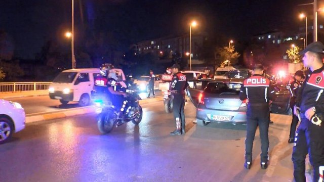 Esenyurt’ta emniyet denetimleri devam ediyor