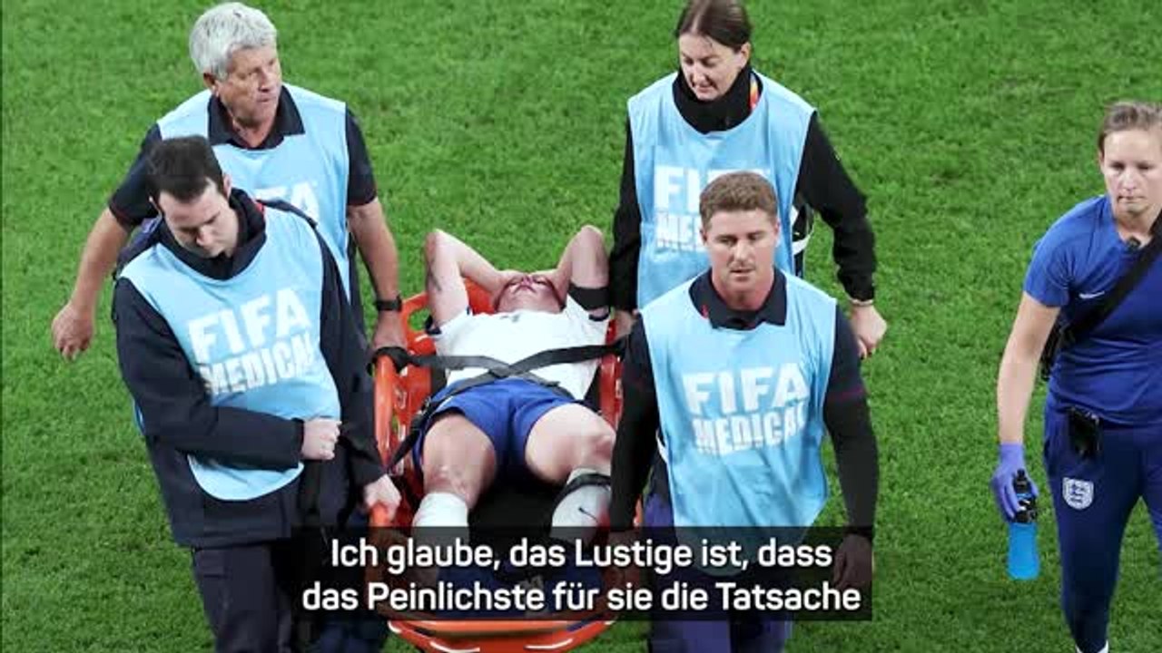 Stanway witzelt: "Bahre war ihr peinlich"