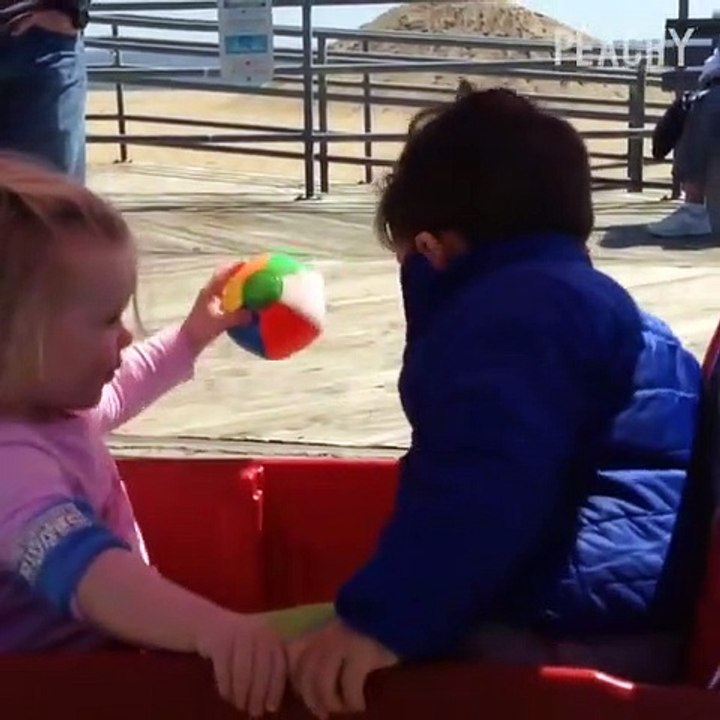 Kids React To People Kissing