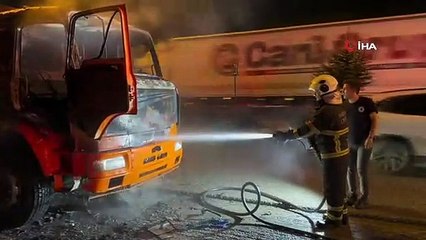 Balayeuse livrée aux flammes