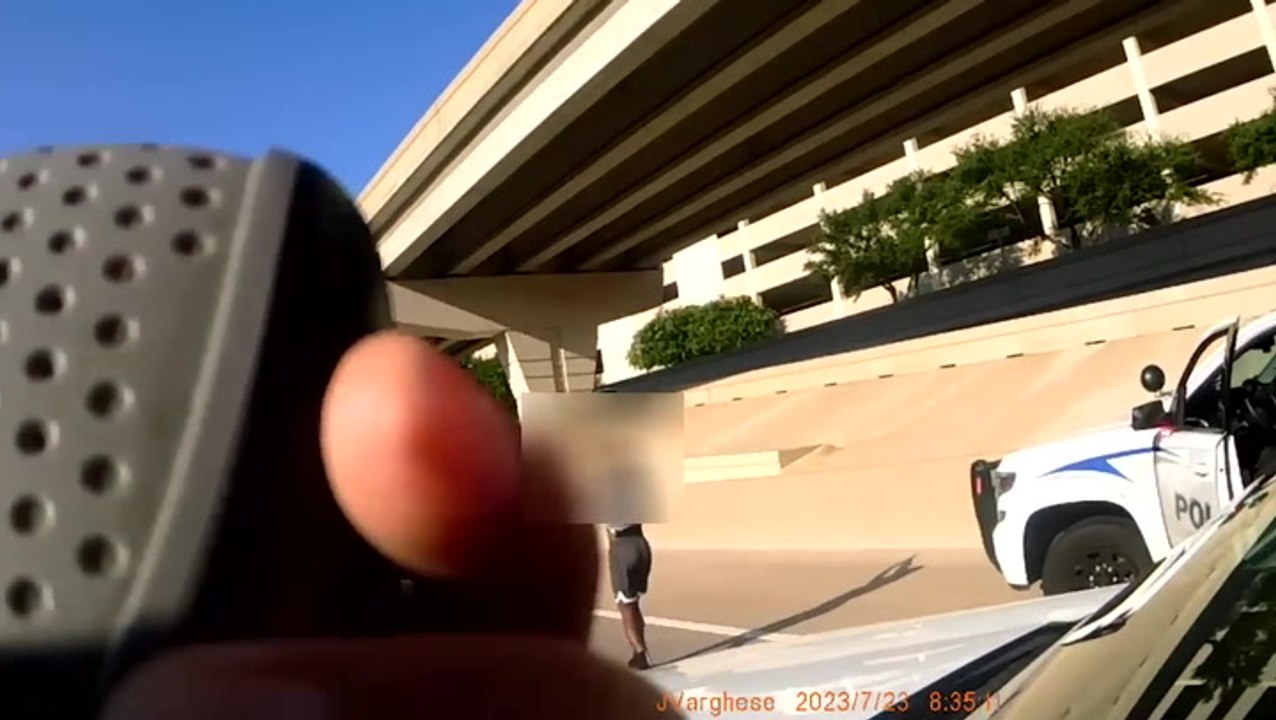Police hold family at gunpoint after entering wrong license plate during stop in Texas