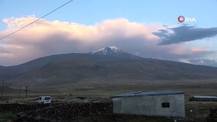 Afrika sıcakları böyle etkiledi! Ağrı Dağı erimeye devam ediyor