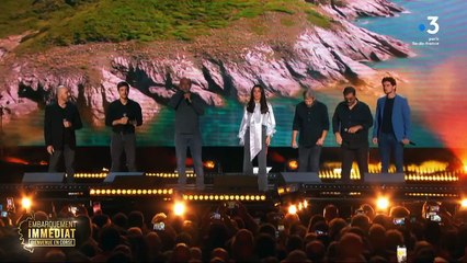 Jenifer et Voce Ventu chantent "Ti vecu o la mio bandera" en  live