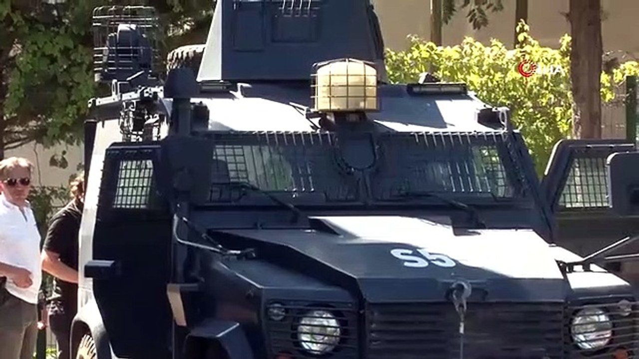 L'un des suspects du meurtre à glacer le sang d'Esenyurt, Murat Ö. envoyé au tribunal pour arrestation