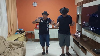 Luís Henrique e Vovô Valdivino Dançando Spanish Fly