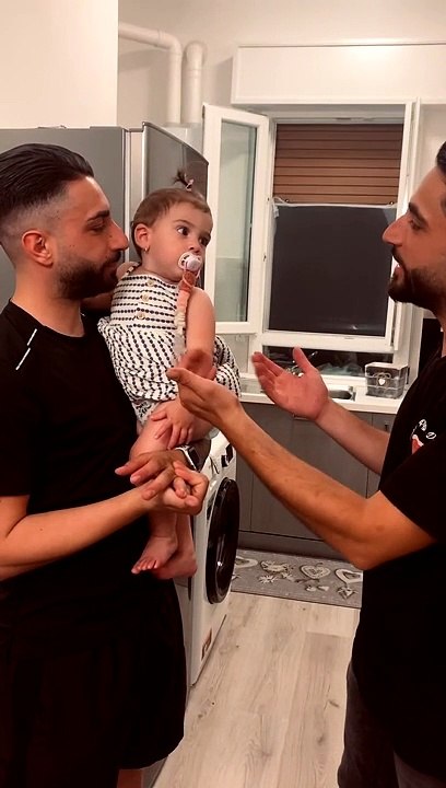 Dad and His Twin Confuse Toddler