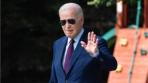 GALA VIDÉO - Joe Biden torse nu à la plage pendant ses vacances : ces photos qui divisent