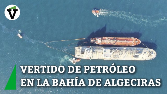 Un trasvase de petróleo entre dos barcos provoca un vertido en Gibraltar