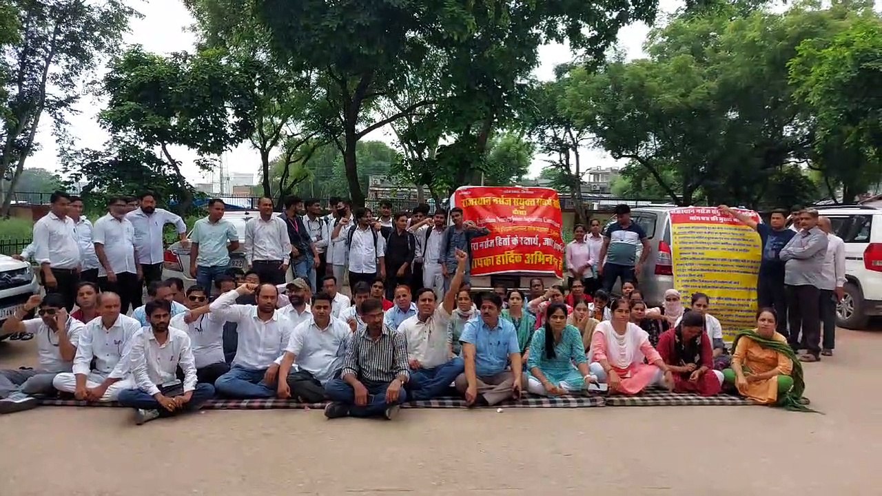 11 सूत्री मांगें नहीं मानने से नर्सेज में आक्रोश, 2 घंटे किया कार्य बहिष्कार