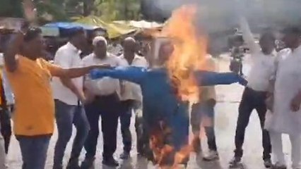 विधायक ने पीएम मोदी पर की ऐसी टिप्पणी की अब मच गया बवाल और फिर..