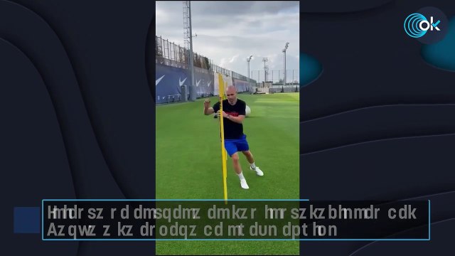 Iniesta se entrena en las instalaciones del Barça a la espera de nuevo equipoIniesta se entrena en las instalaciones del Barça a la espera de nuevo equipo