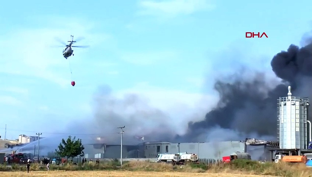 İnegöl'de Fabrikada Yangın: Çok Sayıda Fabrika Zarar Gördü