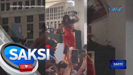 Cardi B, binato ang mic sa audience matapos siyang sabuyan ng tubig on stage | Saksi