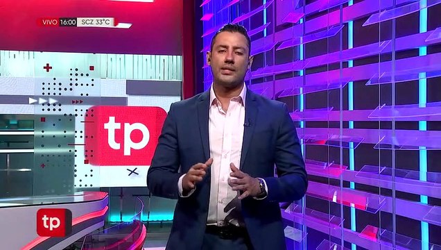 Reportan un incendio en inmediaciones de Viru Viru; bomberos combaten el fuego