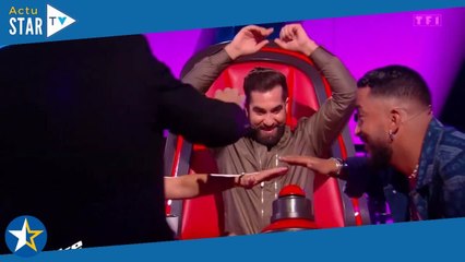 Une première dans The Voice Kids : les quatre coachs appuient sur le même buzzer ! Découvrez pourquo
