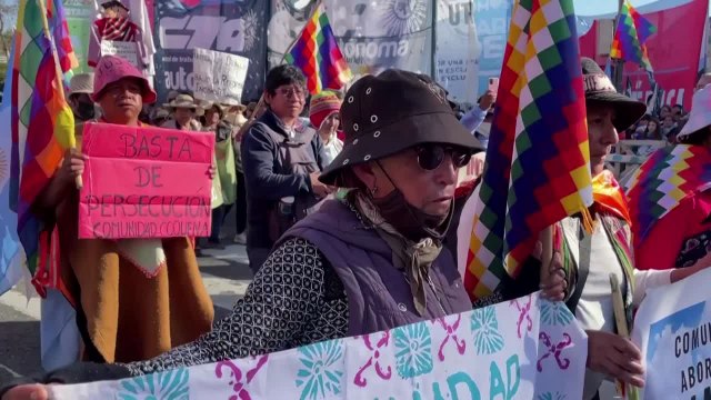 Marcha de pueblos originarios en Buenos Aires