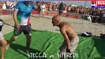 In spiaggia a Rimini il video dell'incontro boxe tra Rocco Siffredi e Loris Stecca
