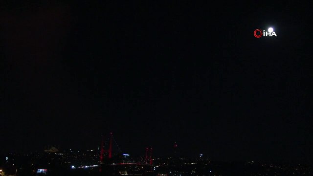 Süper Ay İstanbul'dan böyle görüntülendi