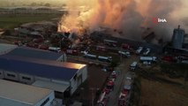 10 usines réduites en cendres par le feu à Inegol