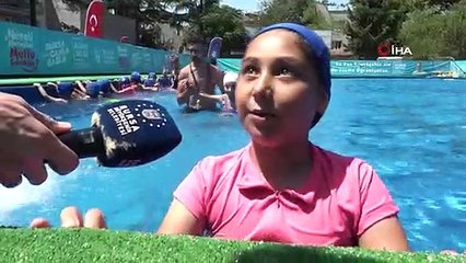 Okul bahçeleri yüzme eğitim merkezine dönüştü