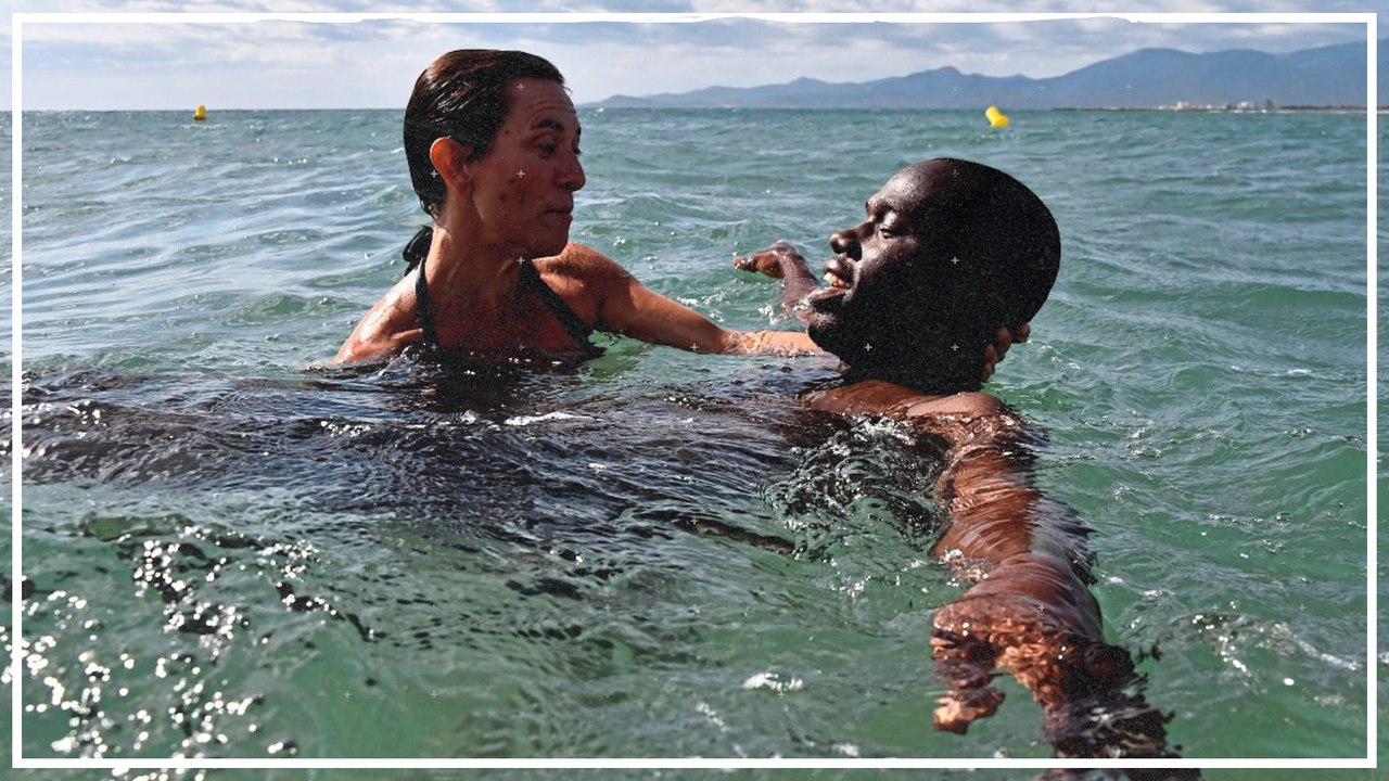 Schwimmunterricht für Boots-Flüchtlinge in Frankreich