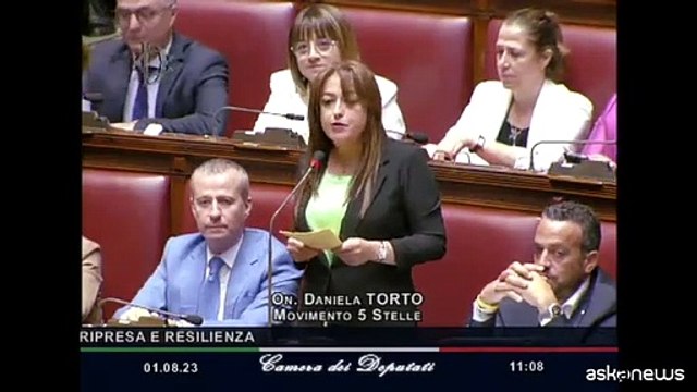 Fitto difende governo su Pnrr, opposizione accusa: Miliardi spariti