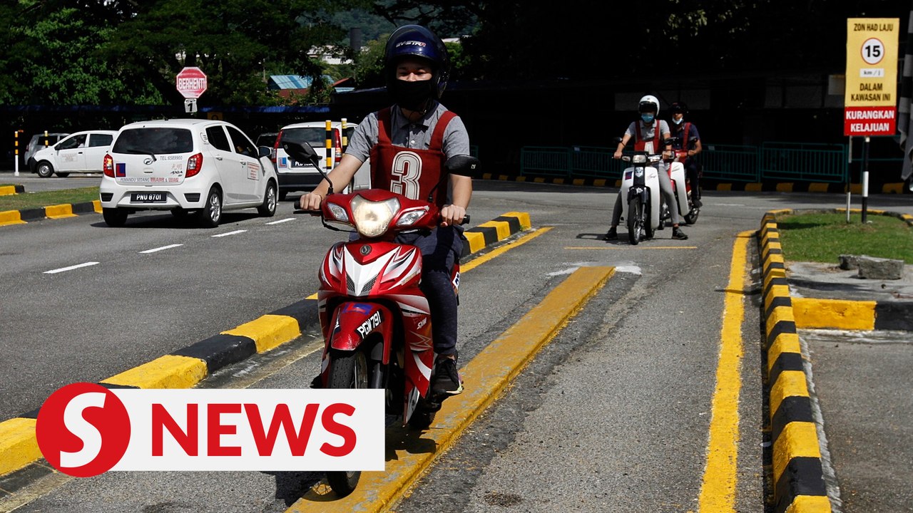 Only one theory test for motorcycle, driving licence from Sept 15