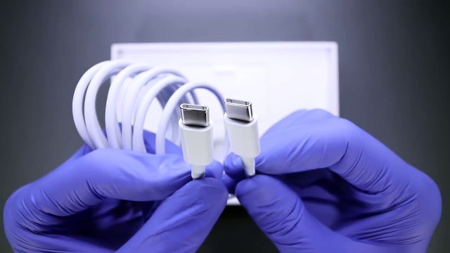 Apple MacBook Air M1 Unboxing