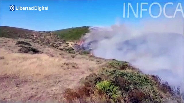 Un incendio en Cádiz obliga a un desalojo preventivo