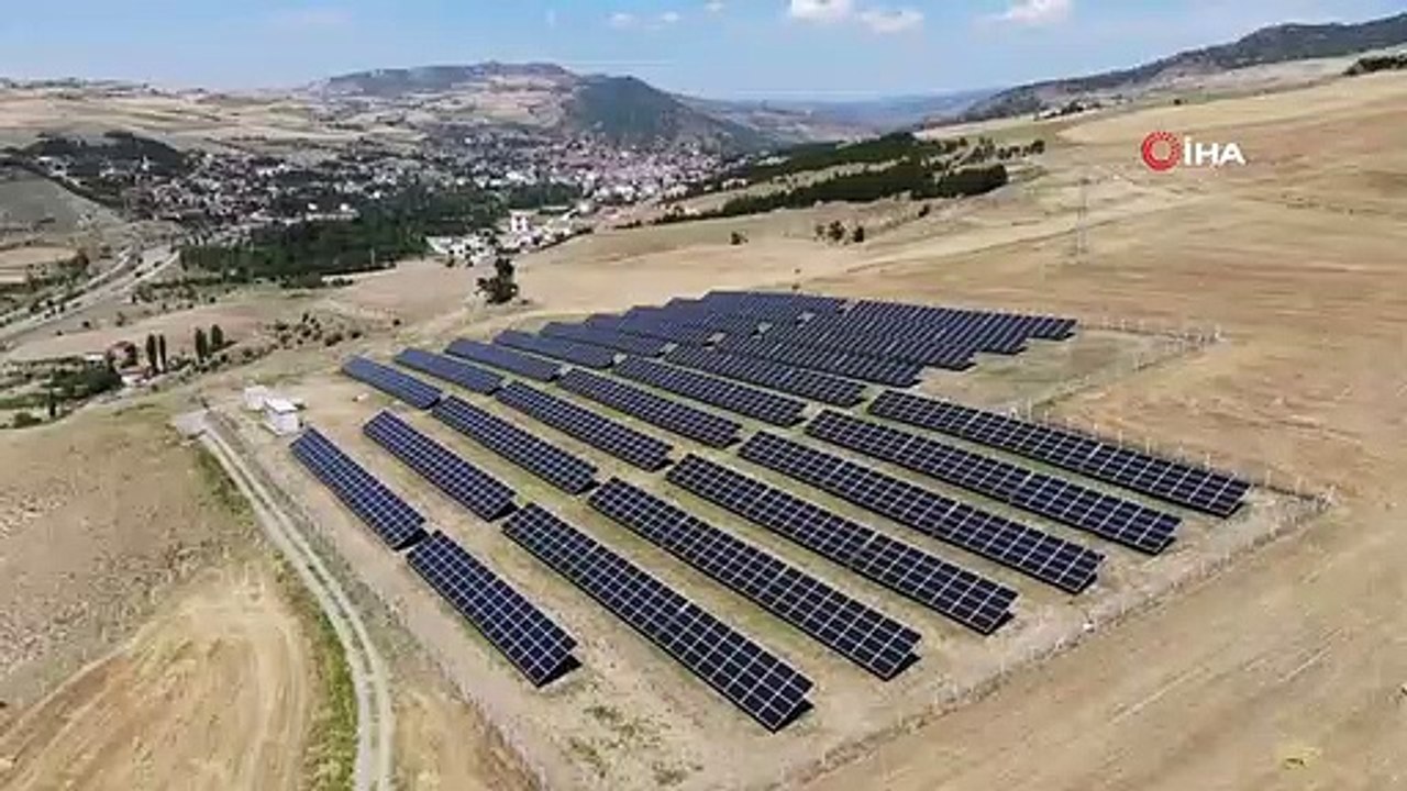 Bayat Belediyesi Güneş Enerjisi Santraliyle Kendi Elektriğini Üretiyor