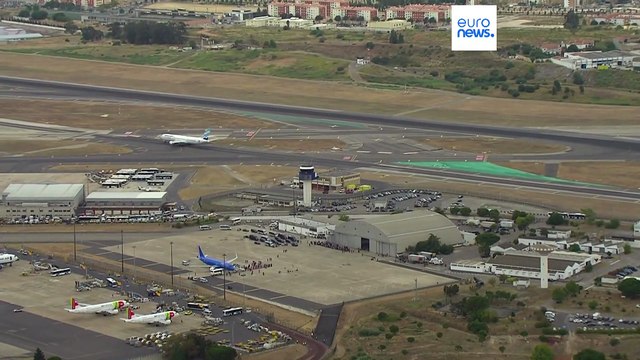 Папа римский Франциск прибыл в Лиссабон на празднование Всемирного дня молодёжи