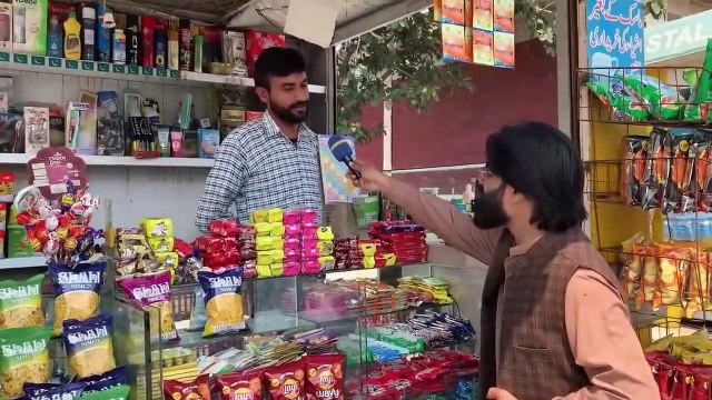 VANDE BHARAT EXPRESS VS MILLAT EXPRESS _ NEW DEHLI VS FAISALABAD RAILWAY STATION _ PUBLIC REACTION