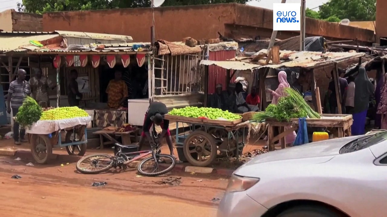Erste Evakuierungsflüge in Frankreich gelandet - auch deutsche an Bord