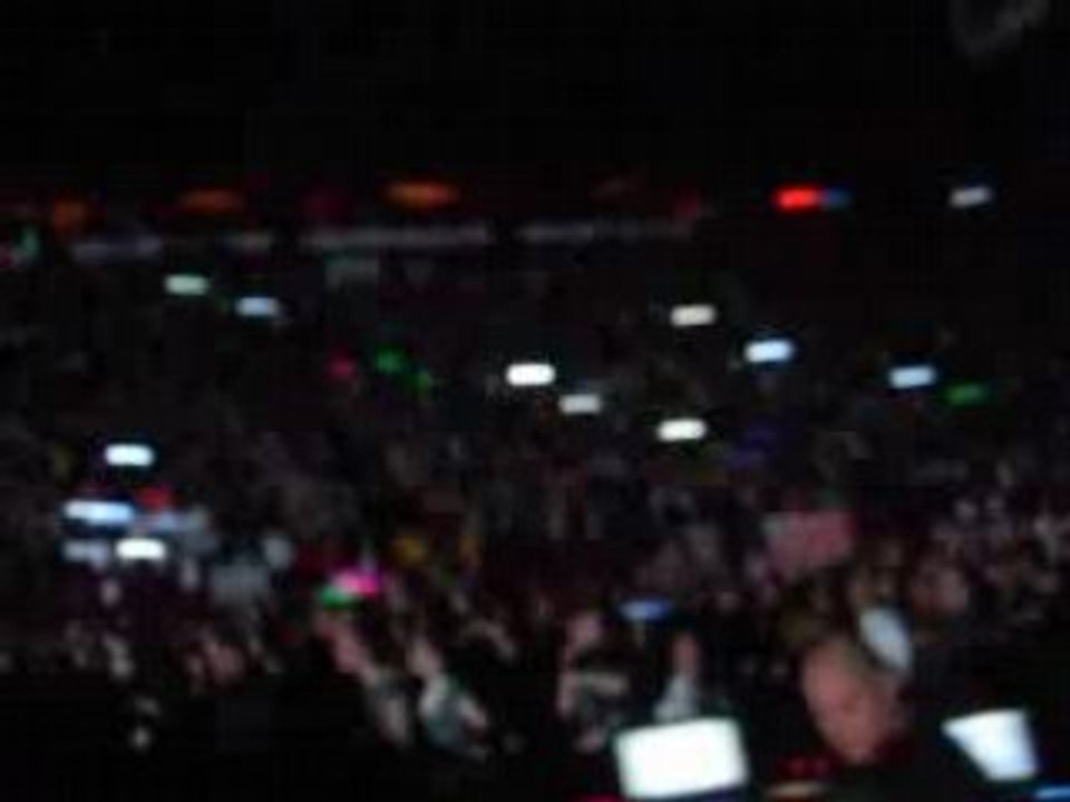 Tokio Hotel Bercy 9.03.08 Attente