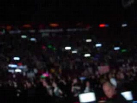 Tokio Hotel Bercy 9.03.08 Attente