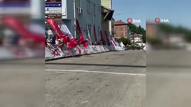 100. Yıl Cumhuriyet Bisiklet Turu Amasya-Havza Etabı'nın Galibi Dmitriy Bocharov Oldu