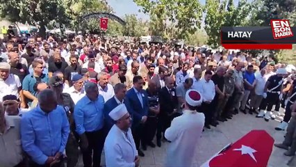 Şanlıurfa'da kazada şehit olan polis memuru son yolculuğuna uğurlandı