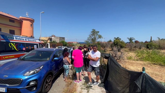 Undici cani in cattive condizioni igieniche e maltrattati