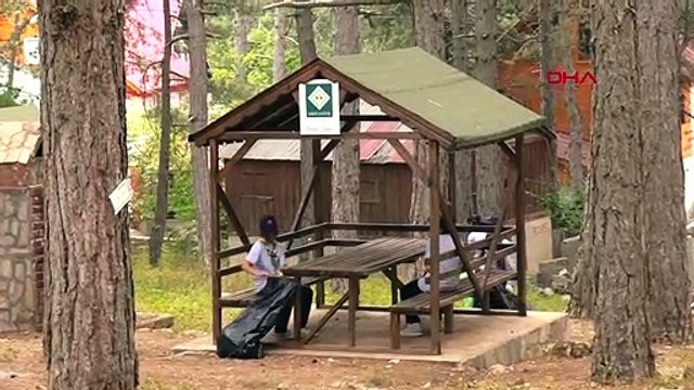 Nettoyage général de l'environnement effectué sur le plateau de Zorkun à Osmaniye