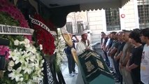 Milli Saraylar Başkan Yardımcısı Adnan Gayhan'ın babası son yolculuğuna uğurlandı