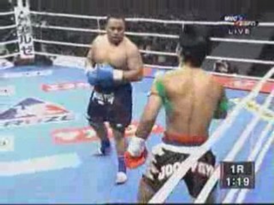 K-1 WGP - 2004 - Kaoklai Kaennorsing vs. Mighty Mo