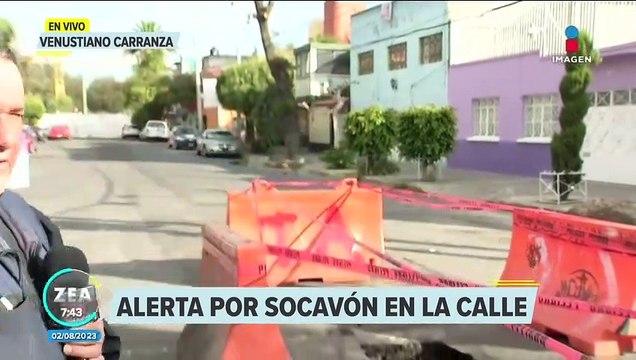 Se abre socavón en la alcaldía Venustiano Carranza, CDMX