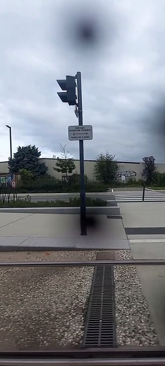 La Ville de Grenoble  Tramway A  Direction Fontaine  La Poya  #France #Grenoble #TAG #Tramway #Tram (50)